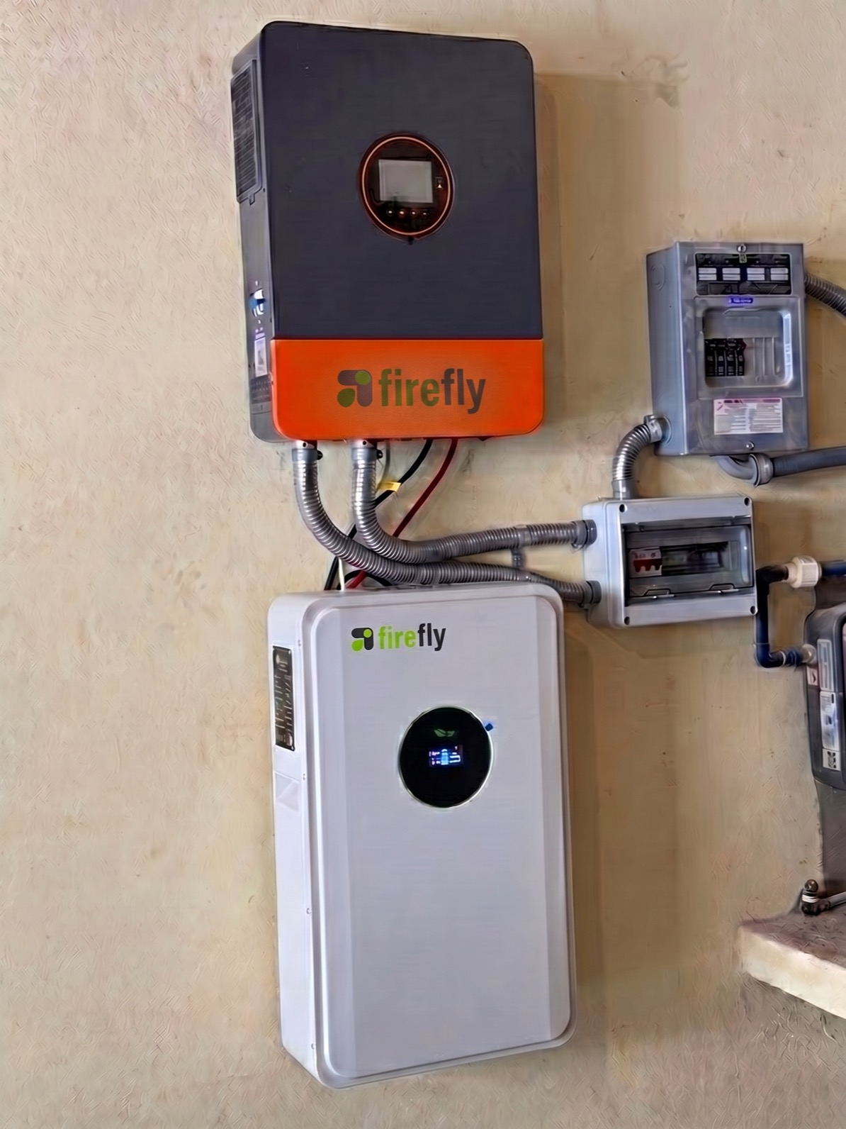 A Firefly battery and inverter system installed in a San Miguel de Allende home